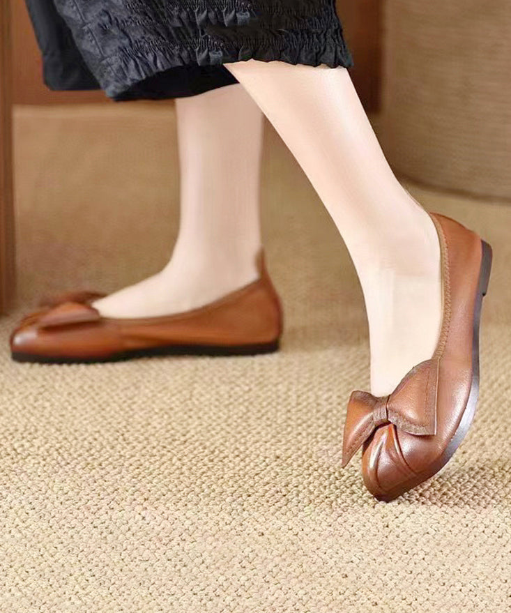 Graceful Orthopedic Flats for Modern Look