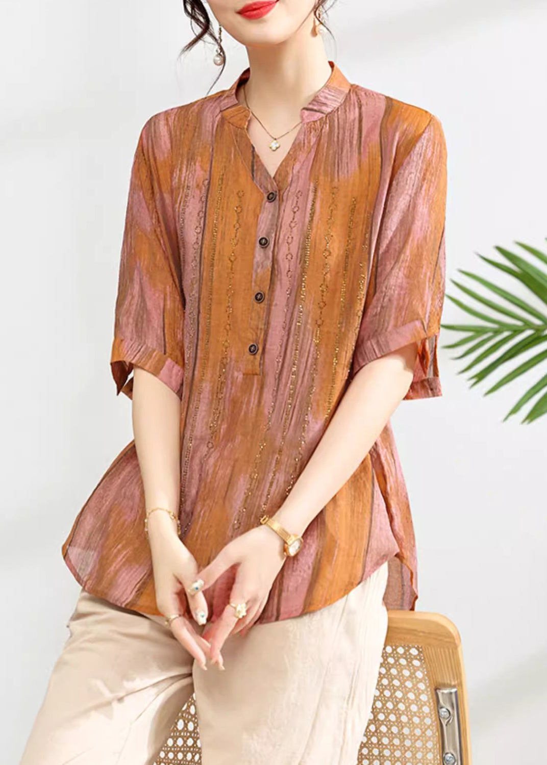 Effortlessly Elegant Shirt with a Timeless Design