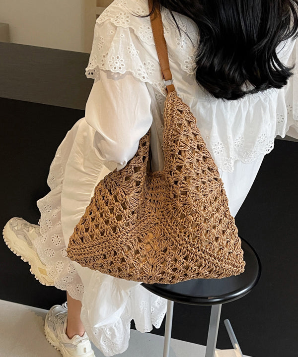 Gracefully Styled Bag for Any Occasion