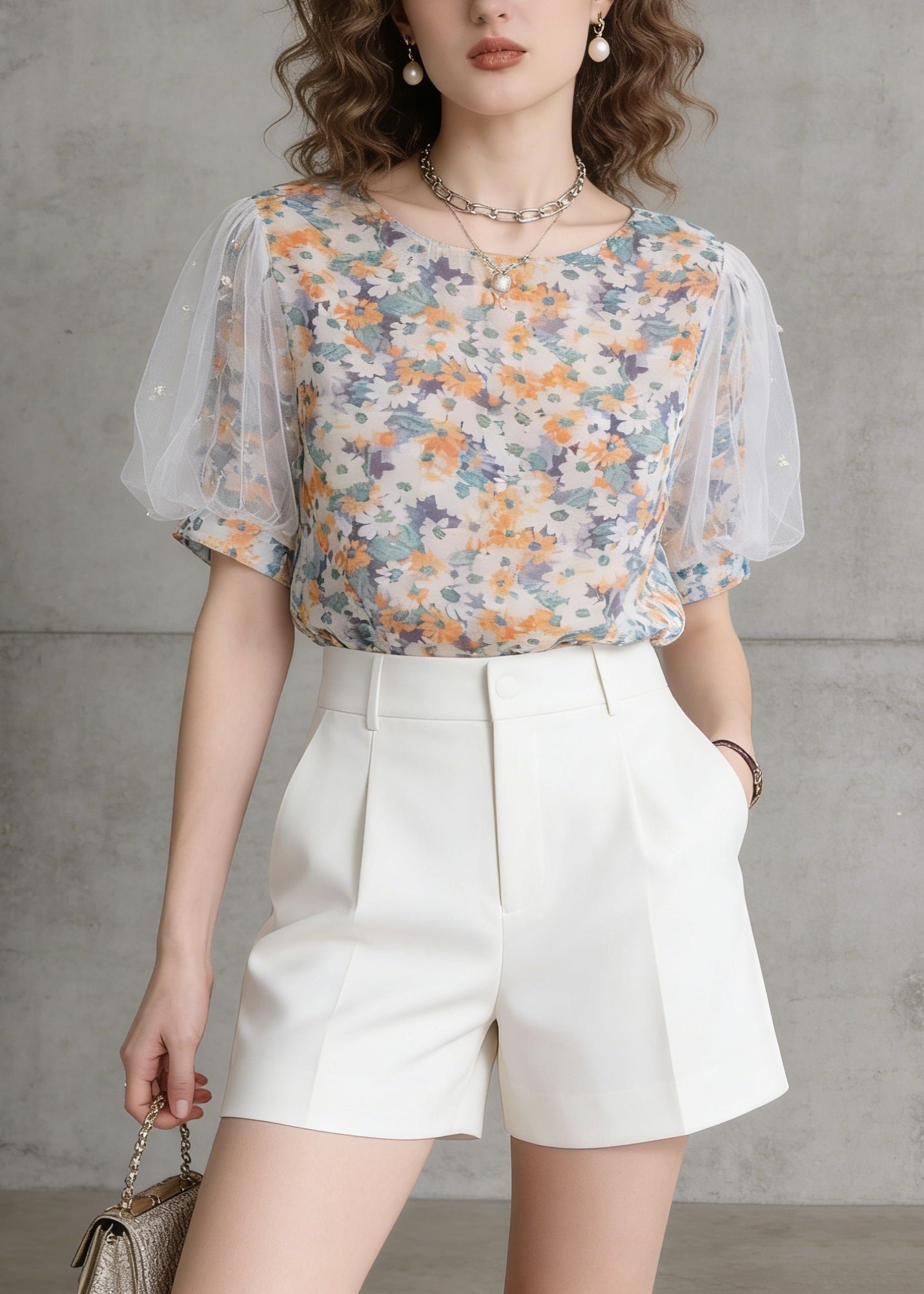 Beautifully Finished Top in a Timeless Design