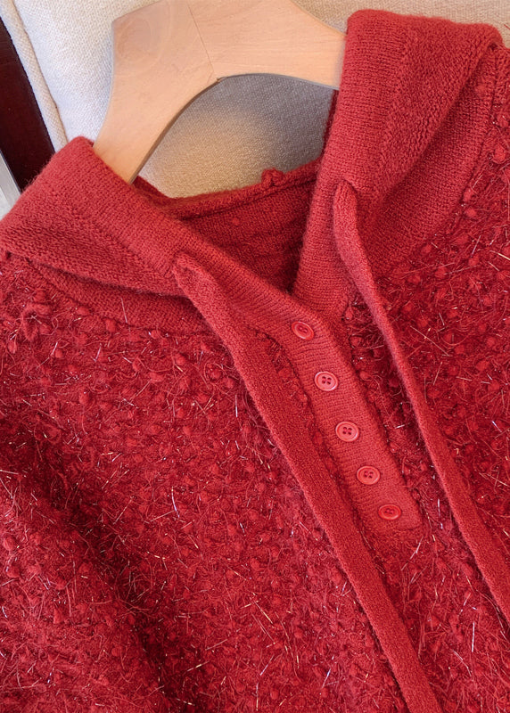 Classic Vintage Sweater with a Flattering Fit