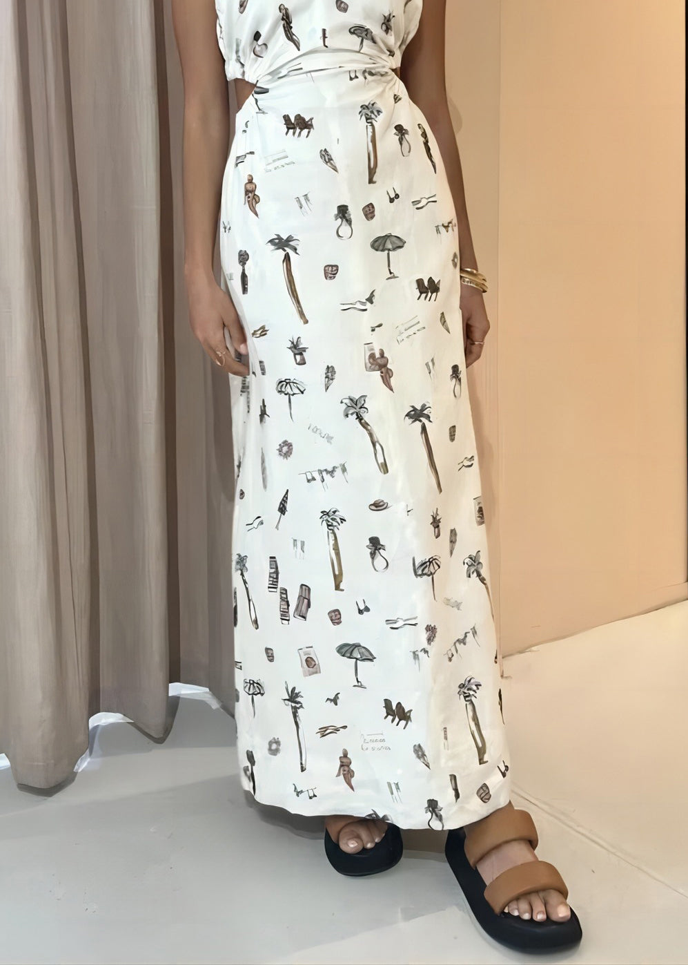 Classic Vintage & Enduringly Stylish Dress