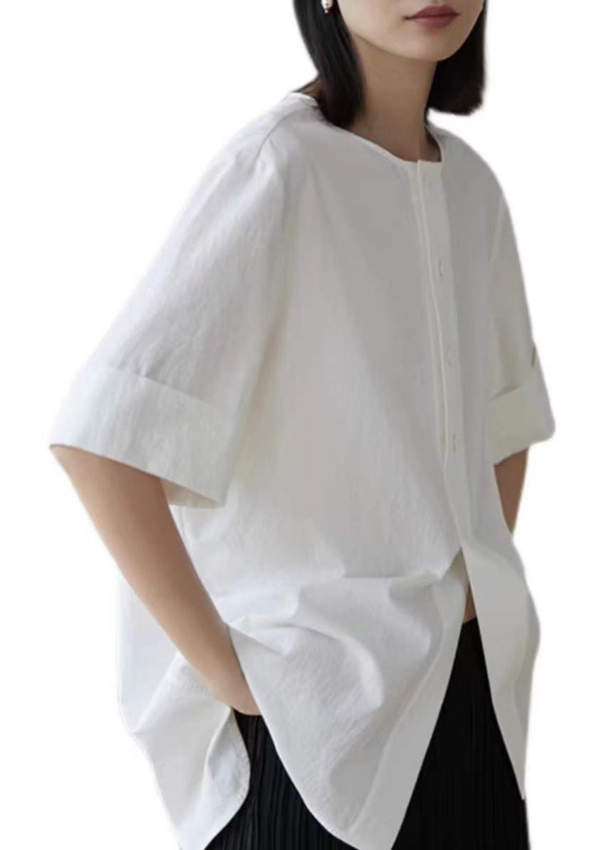 Classic Vintage Shirt with a Flattering Fit