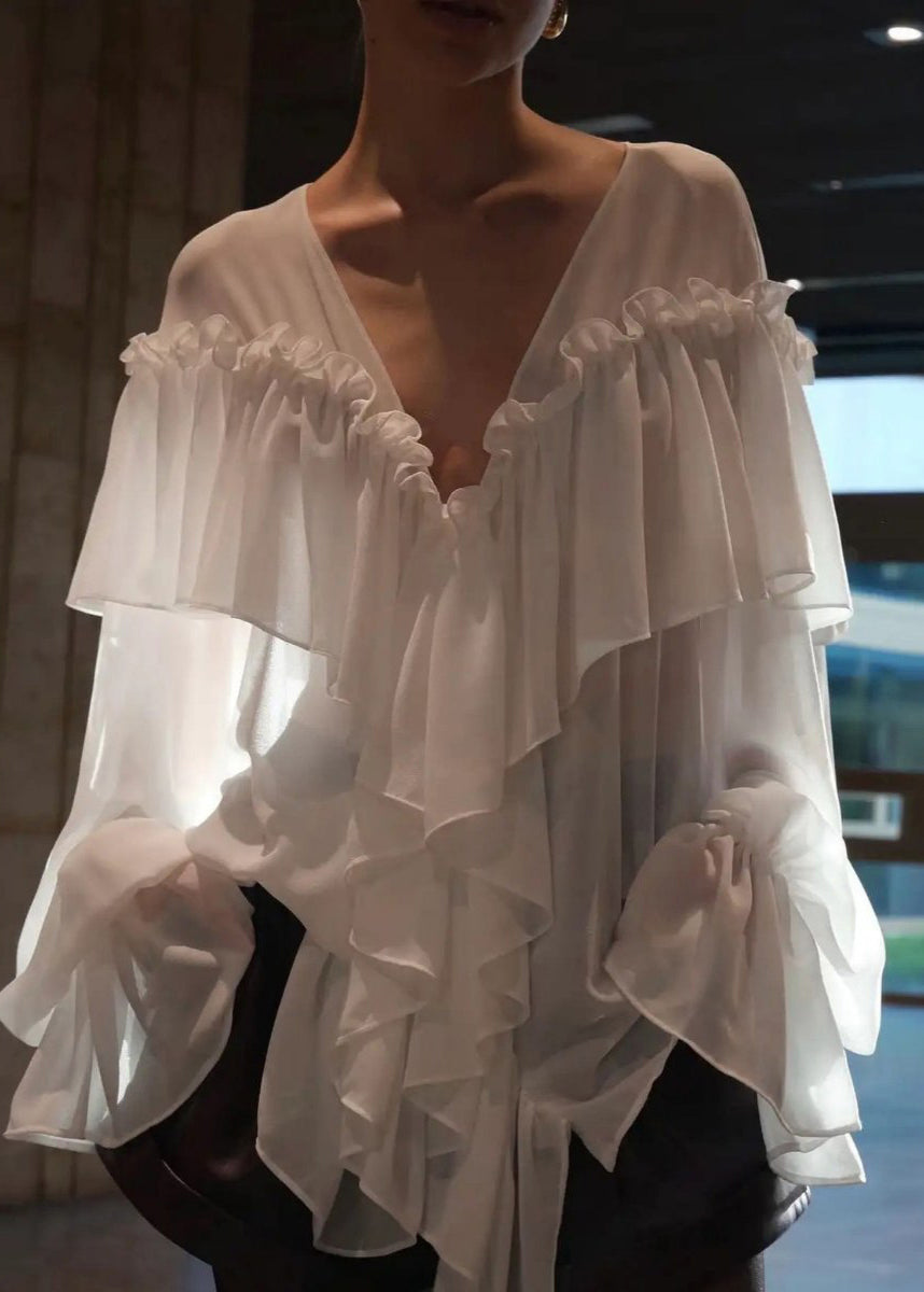 Well Tailored Shirt with a Graceful Silhouette