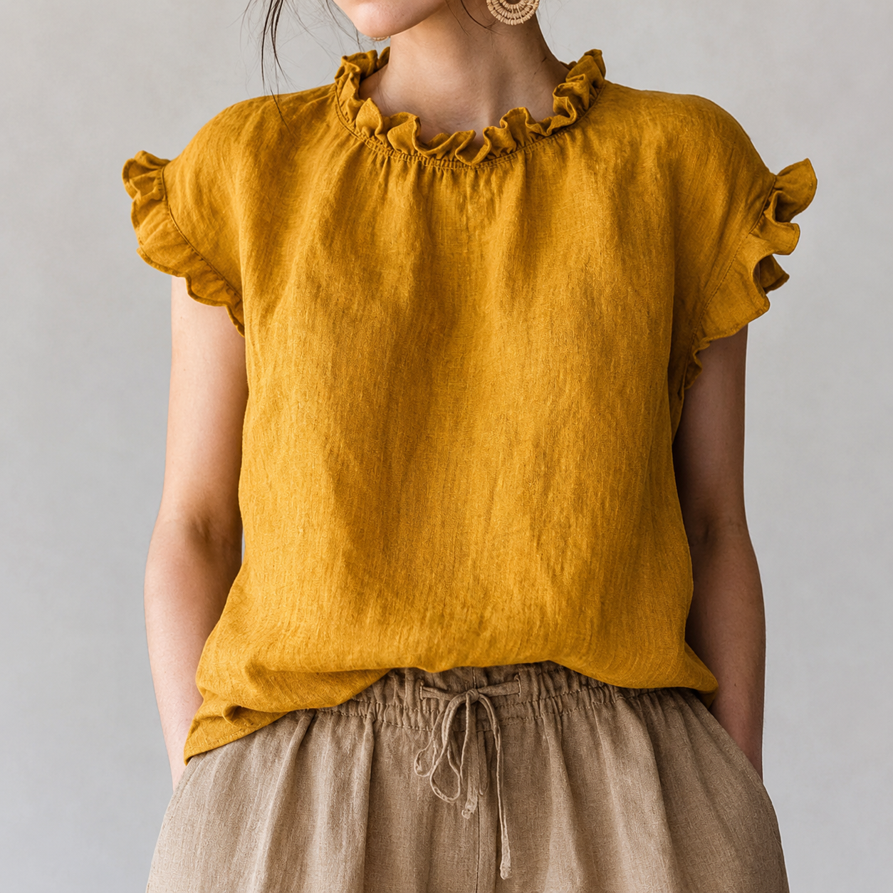 Effortlessly Elegant Shirt with a Timeless Design