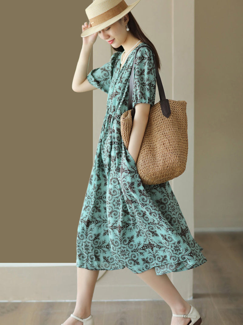 A Vintage Style Dress with Delicate Timeless Details