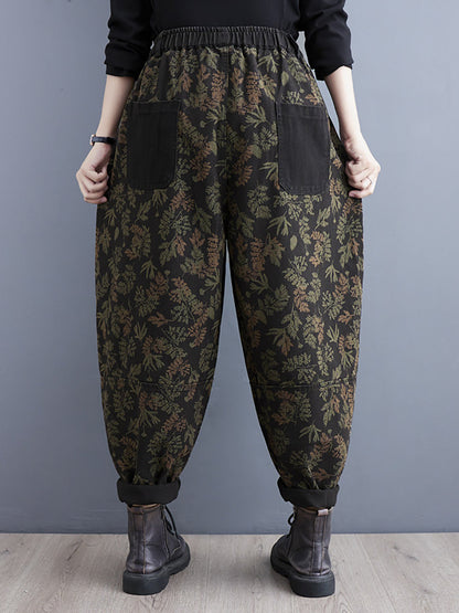 Effortlessly Elegant Pants with a Timeless Design