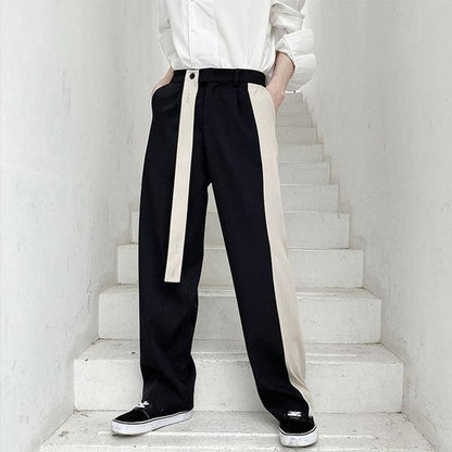 Effortlessly Elegant Pants with a Timeless Design