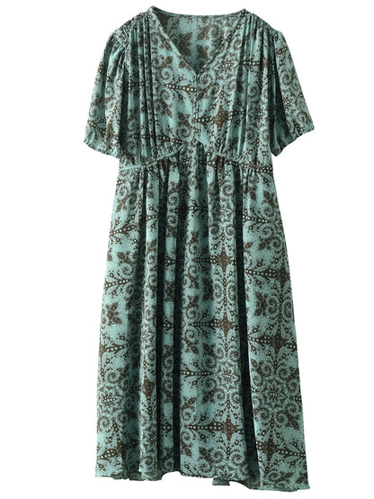 A Vintage Style Dress with Delicate Timeless Details