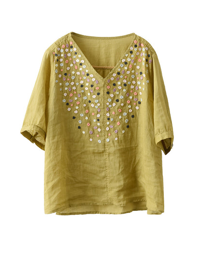 Well Tailored Top with a Graceful Silhouette