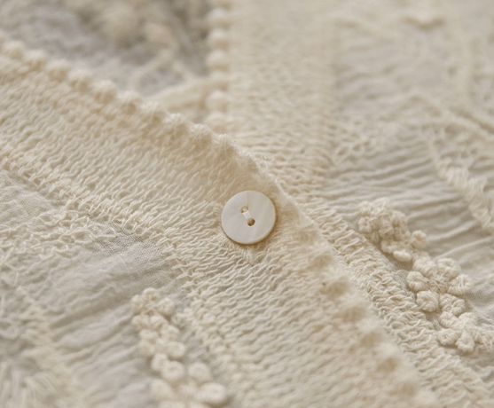 Classic Vintage & Enduringly Stylish Blouse