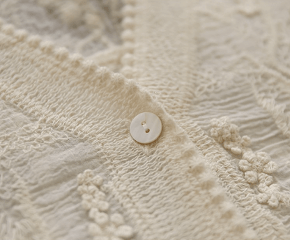 Classic Vintage & Enduringly Stylish Blouse