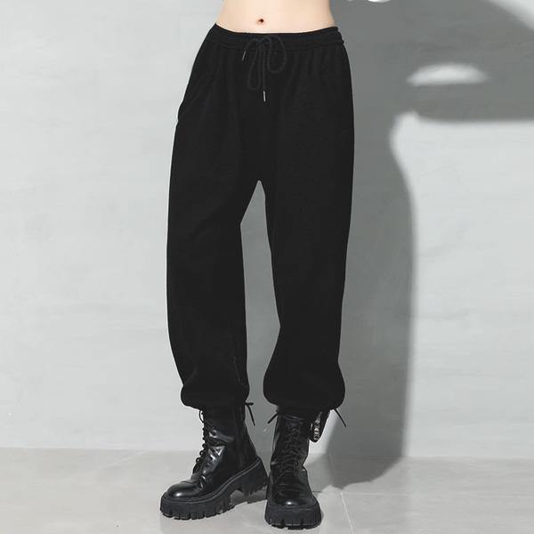 Vintage Inspired Pants with a Contemporary Edge