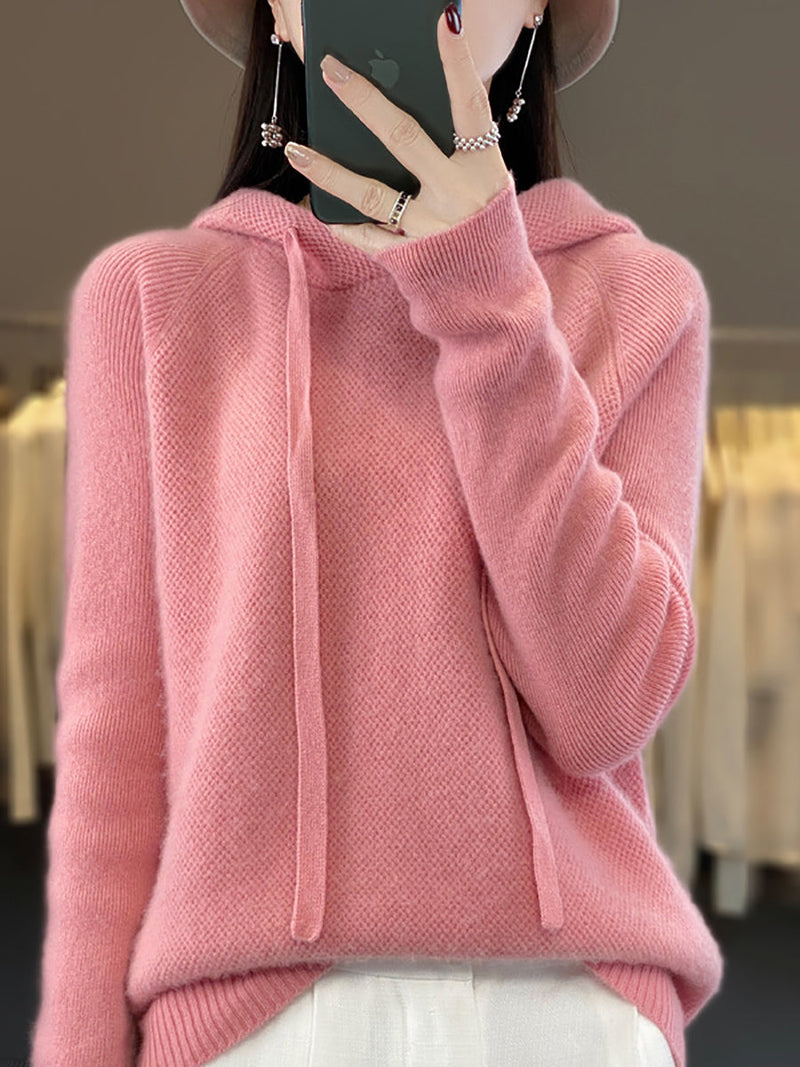 Effortlessly Elegant Sweater with a Timeless Design