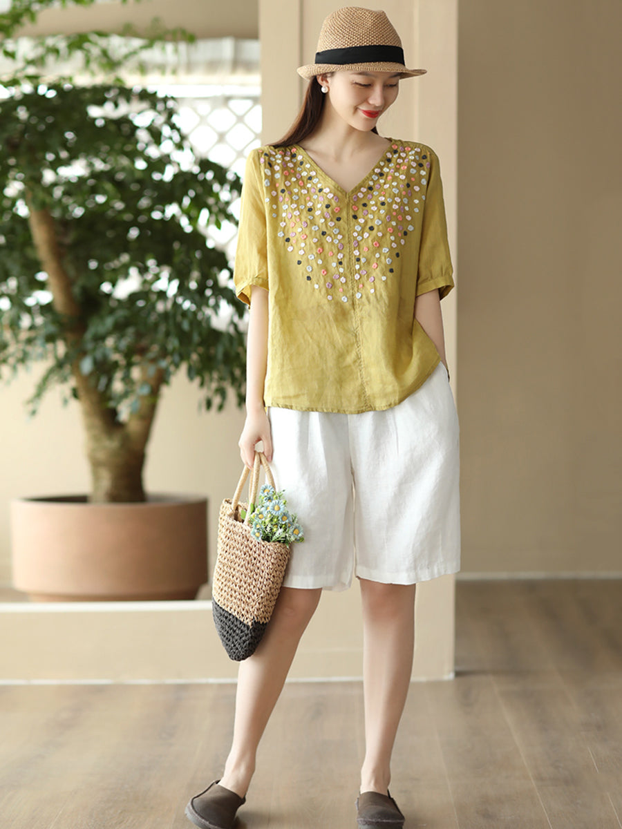 Well Tailored Top with a Graceful Silhouette