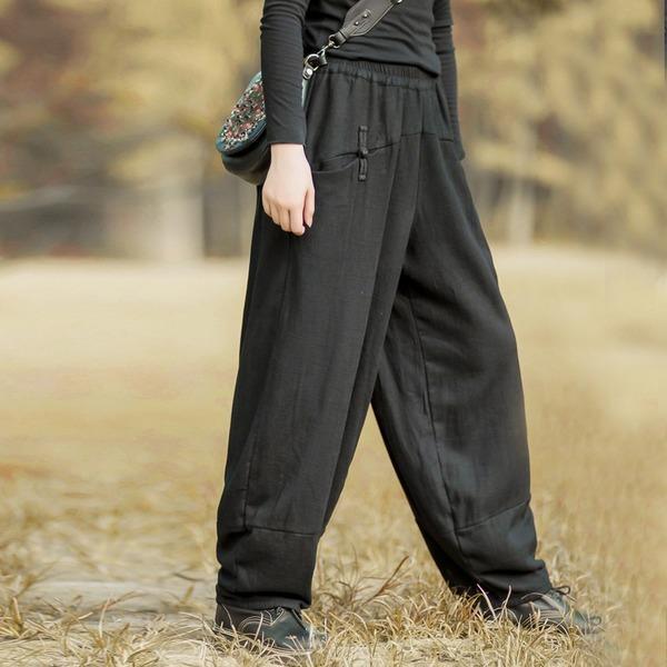 Classic Vintage Pants with a Flattering Fit