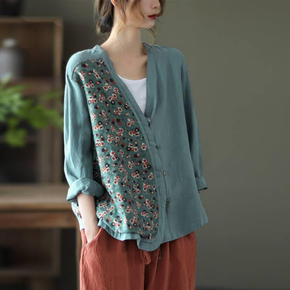 Classic Vintage Top with a Flattering Fit