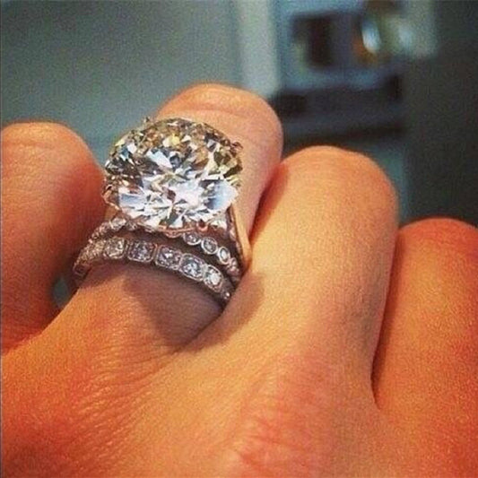 Smuk Smykkesæt med unik stil