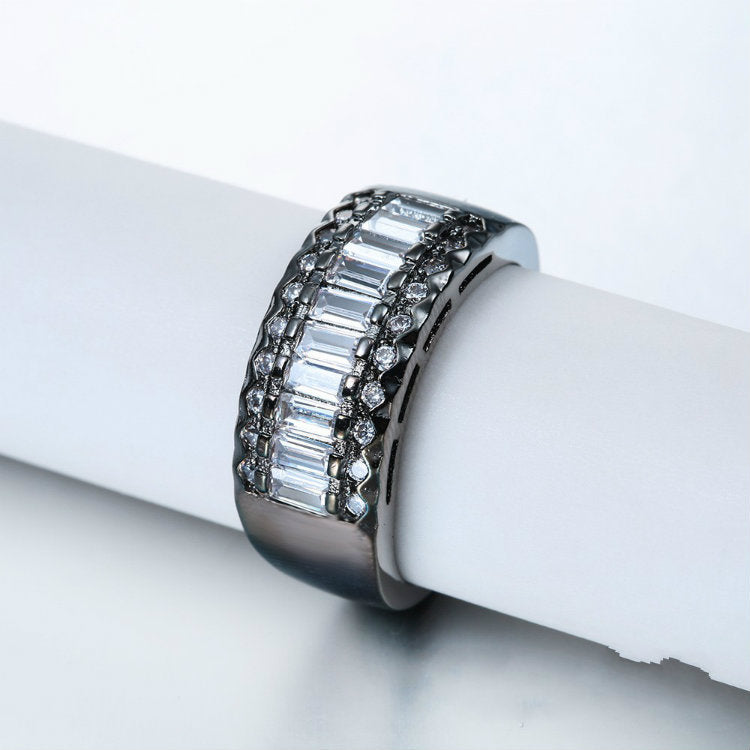 Klassisk Ring med tidløs elegance