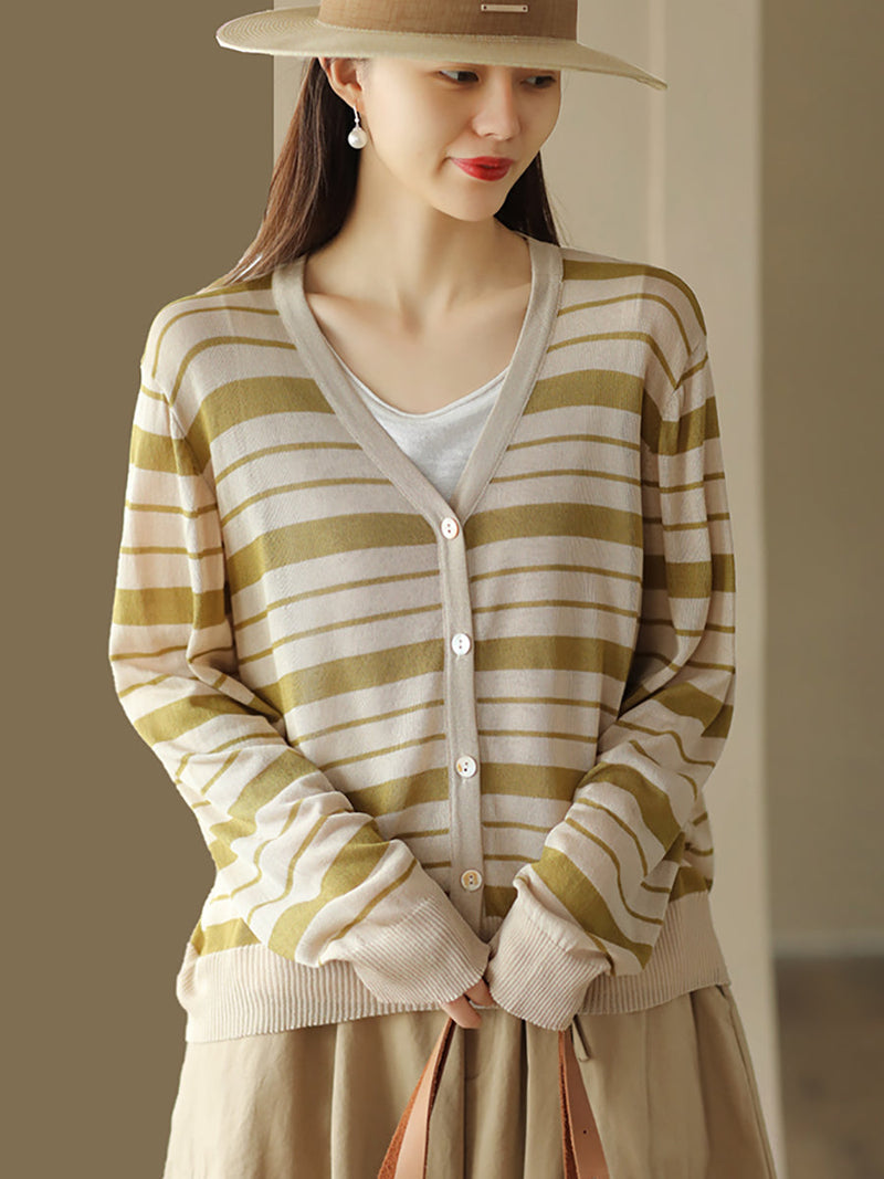 Classic Vintage Cardigan with a Flattering Fit