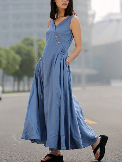 A Vintage Style Dress with Delicate Timeless Details