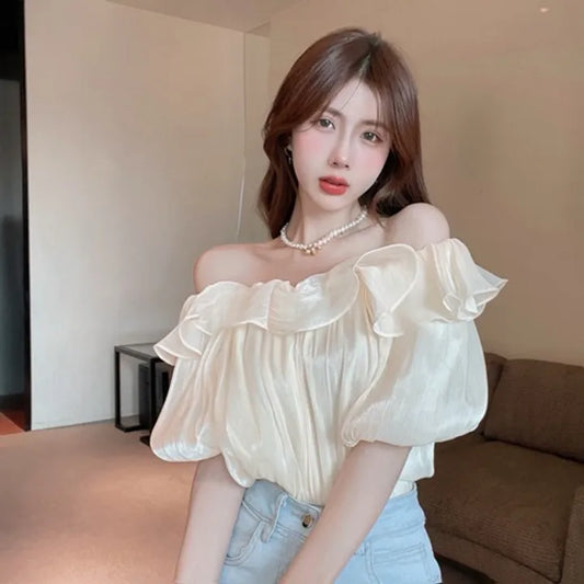 Beautifully Finished Top in a Timeless Design