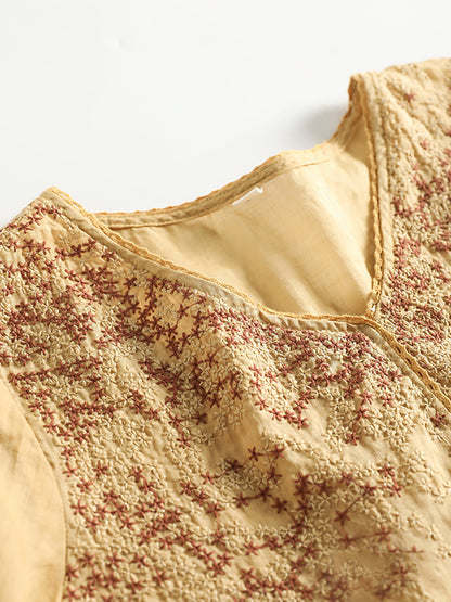 Beautifully Finished Shirt in a Timeless Design