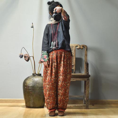 Elegantly Styled Trousers for Everyday Wear
