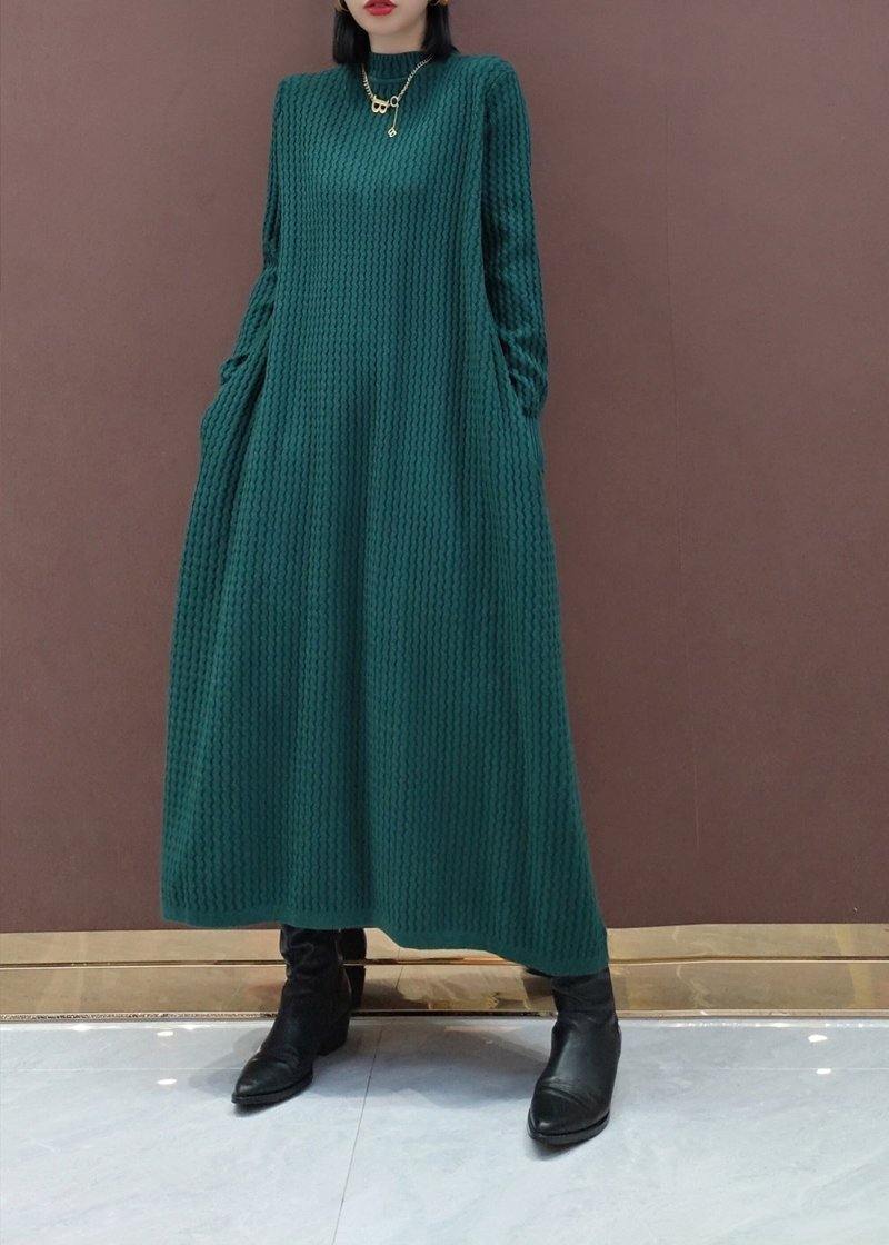 Effortlessly Elegant Sweater with a Timeless Design