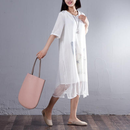 Beautifully Finished Dress in a Timeless Design