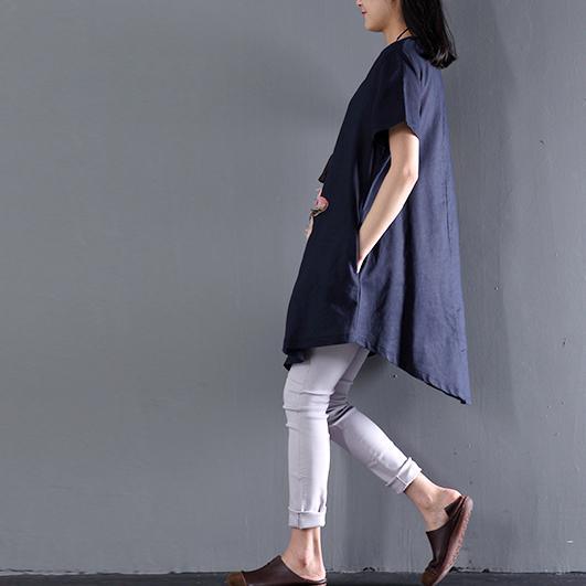 Well Tailored Blouse with a Graceful Silhouette