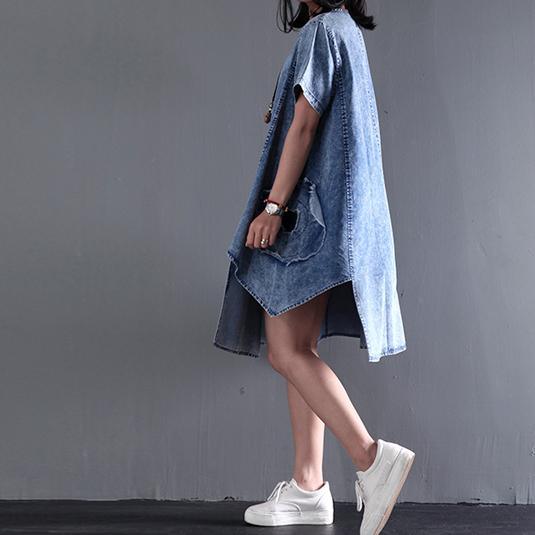 Beautifully Finished Blouse in a Timeless Design