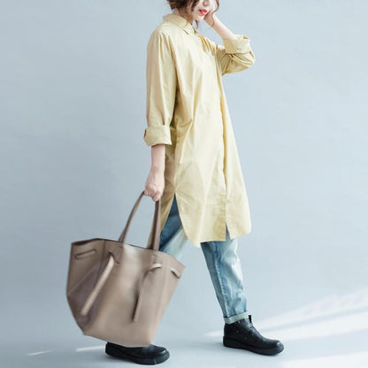 Well Tailored Blouse with a Graceful Silhouette