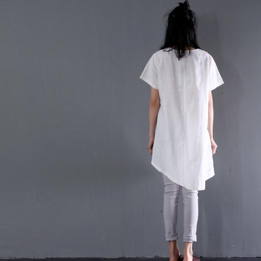 Beautifully Finished Blouse in a Timeless Design