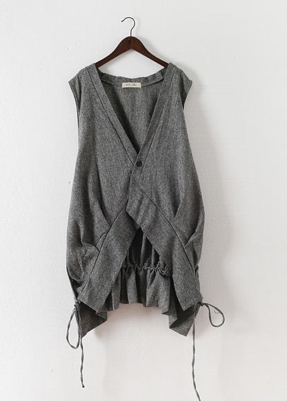 Classic Vintage Cardigan with a Flattering Fit