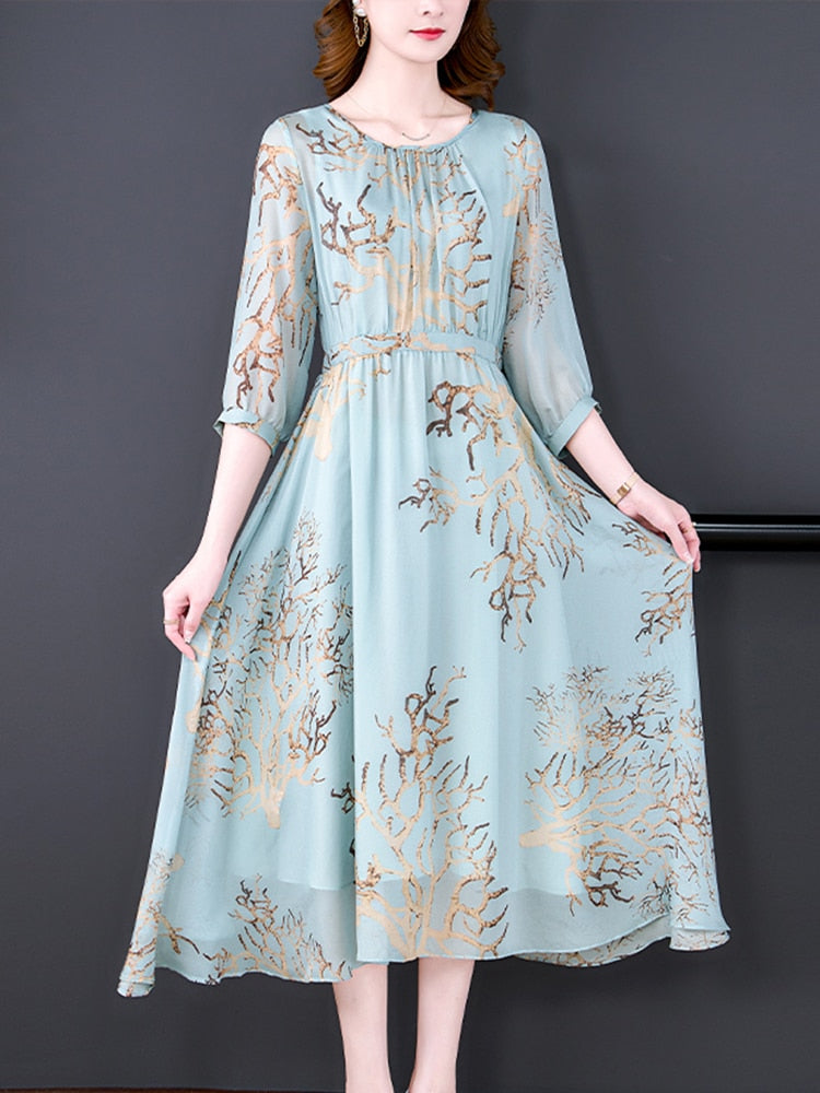 Elegantly Styled Dress for Everyday Wear