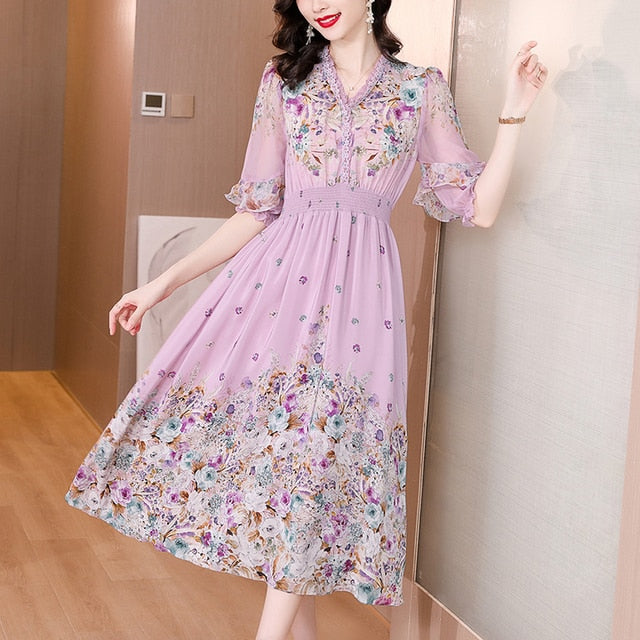 Gracefully Styled Dress for Any Occasion