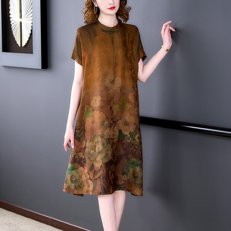 Gracefully Styled Dress for Any Occasion