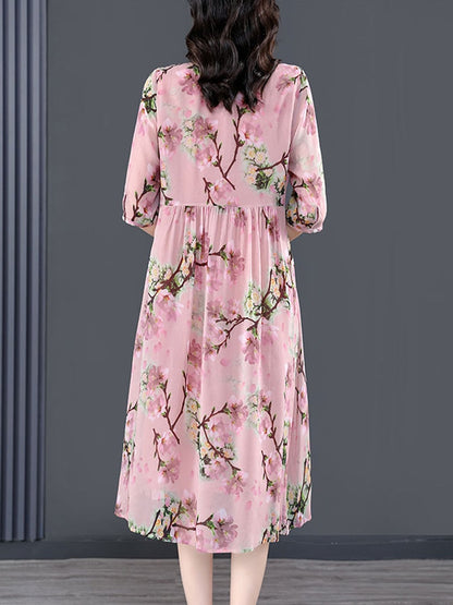 A Vintage Style Dress with Delicate Timeless Details