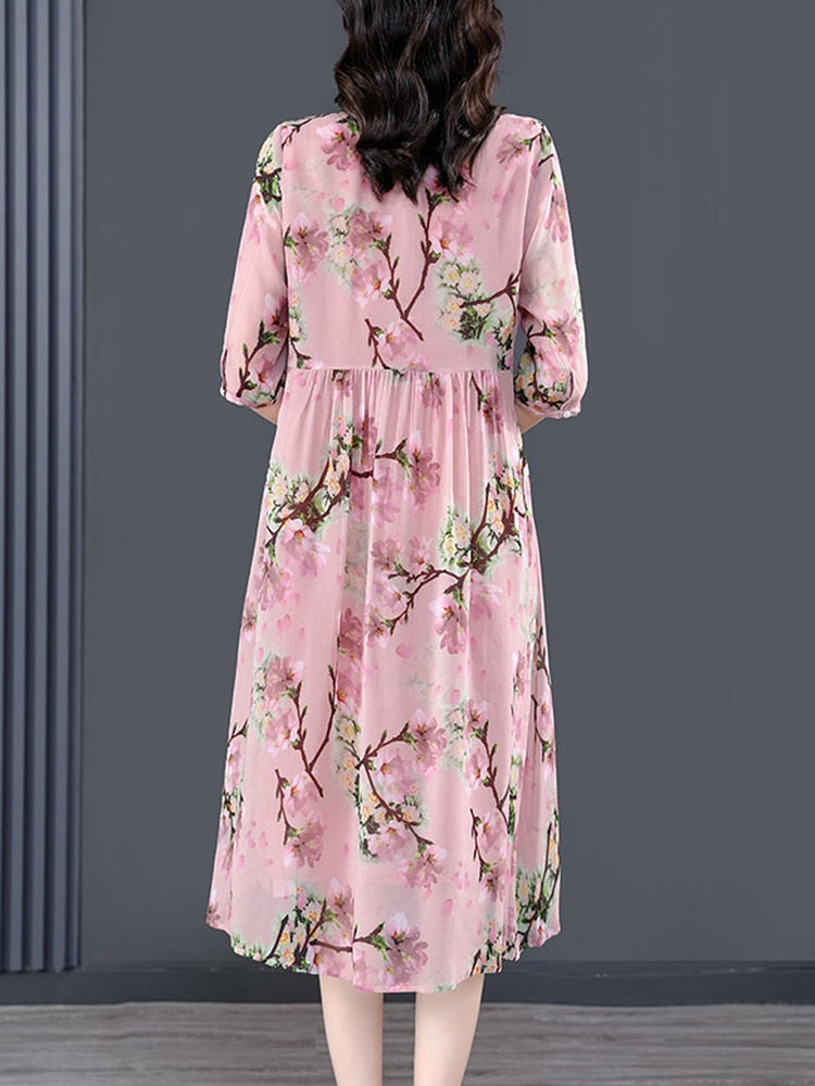 A Vintage Style Dress with Delicate Timeless Details