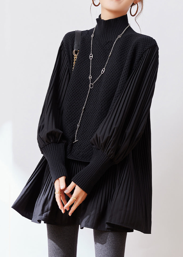Well Tailored Sweater with a Graceful Silhouette