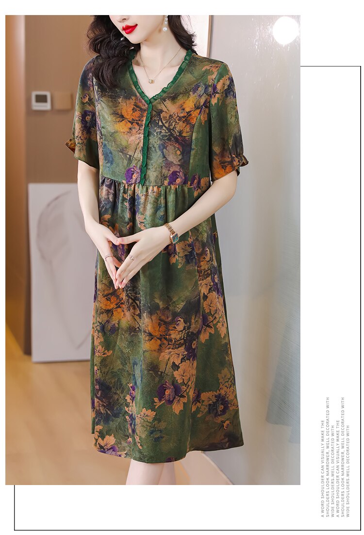A Vintage Style Dress with Delicate Timeless Details