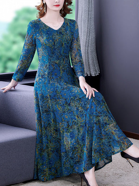 Classic Vintage & Enduringly Stylish Dress