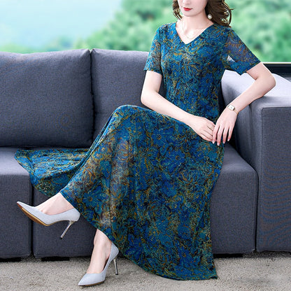 Classic Vintage & Enduringly Stylish Dress