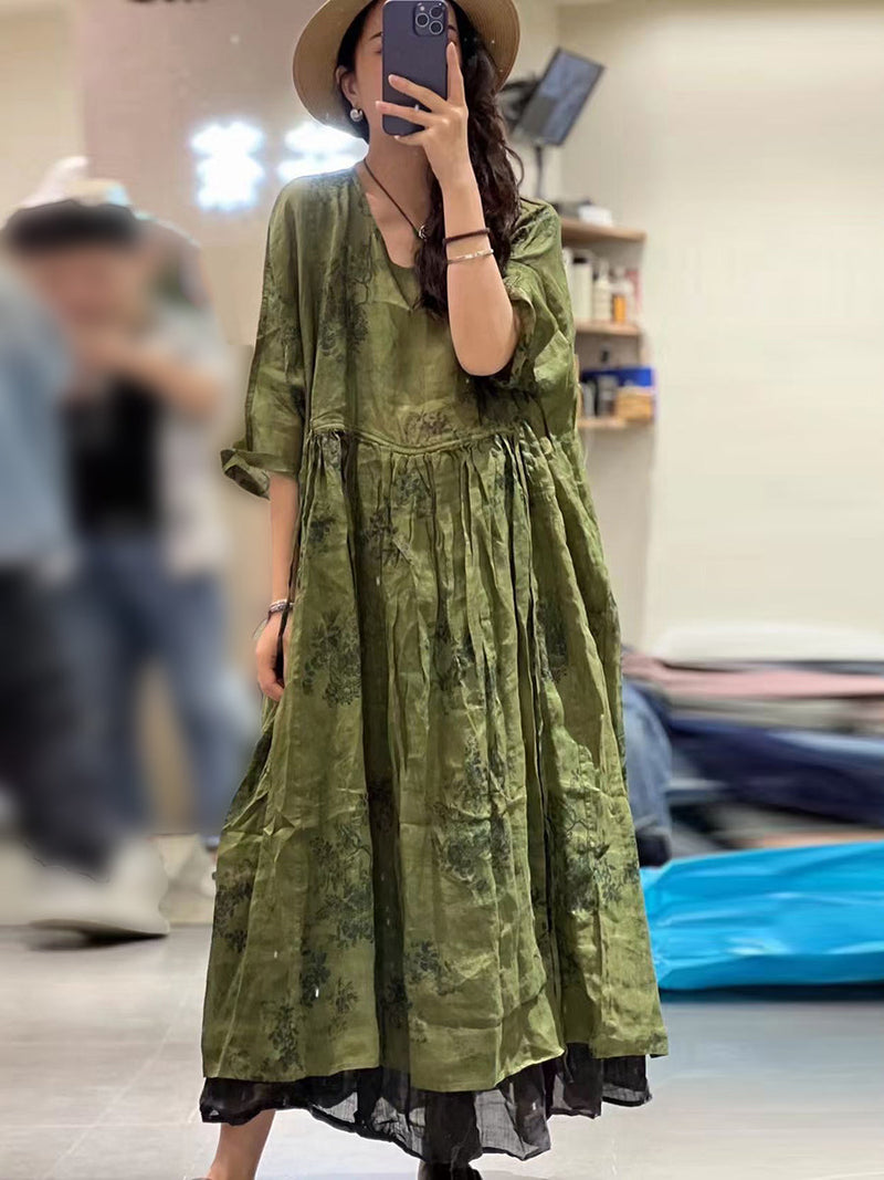 Classic Vintage Dress with a Flattering Fit