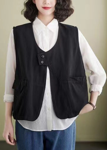 Sophisticated Garment with a Clean Classic Look