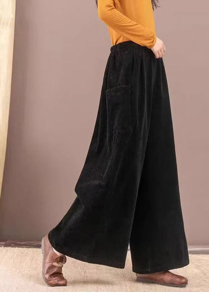 Beautifully Finished Pants in a Timeless Design