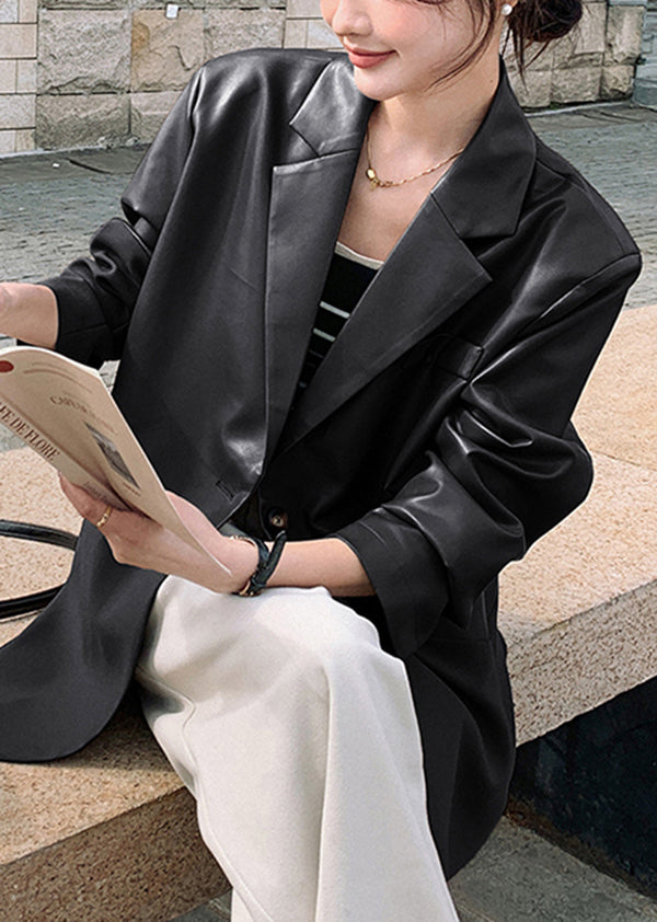 Sophisticated Coat with a Clean Classic Look
