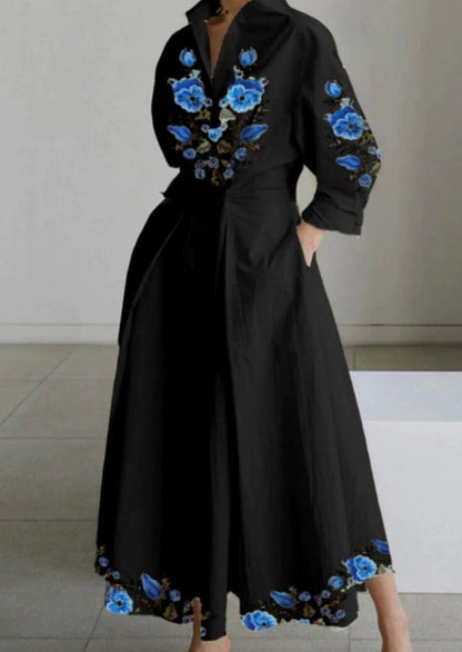 Black-blue flowers
