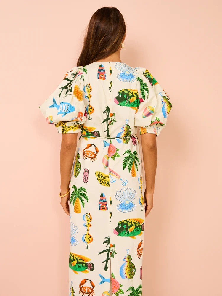 Well Tailored Dress with a Graceful Silhouette